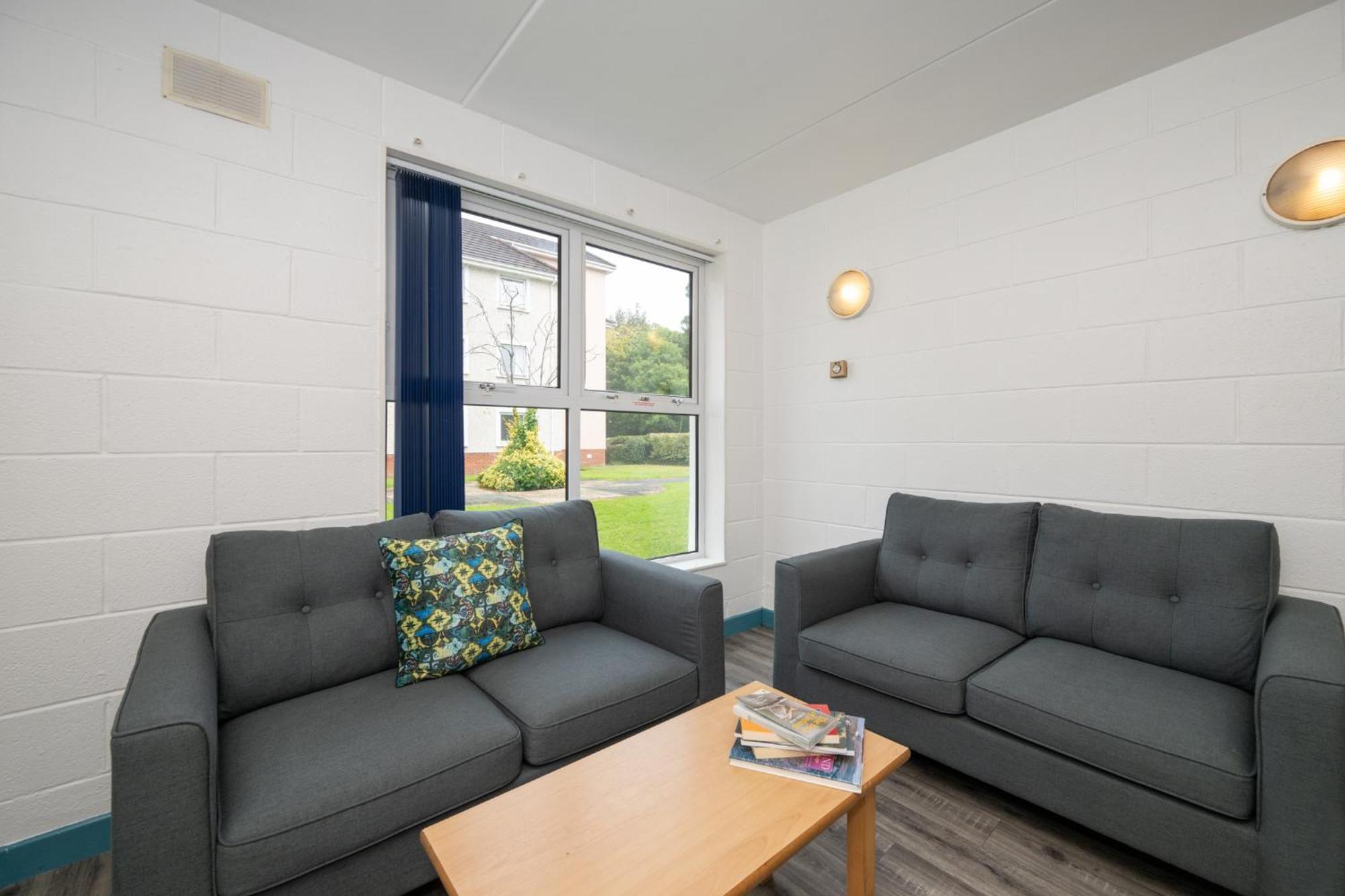 Castlewhite - Ucc Summer Beds Корк Екстер'єр фото